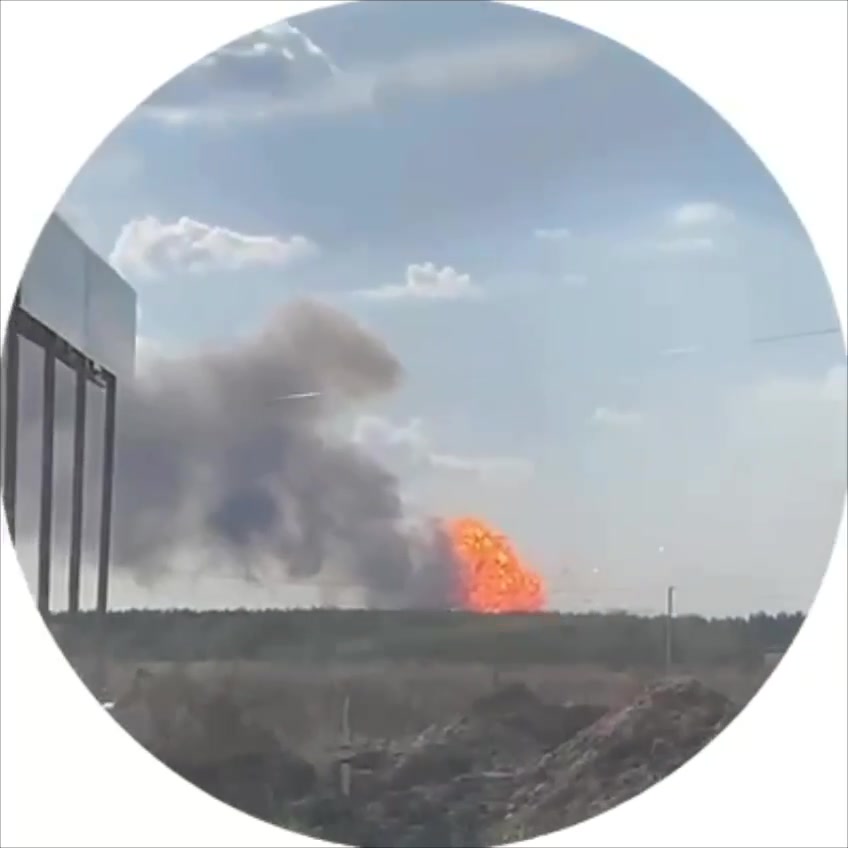 Evacuation announced in some districts of Vladimir region amid explosions at the military arsenal near Barsovo village 