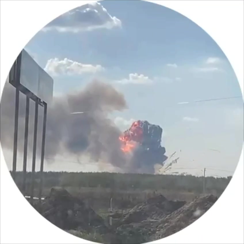 Evacuation announced in some districts of Vladimir region amid explosions at the military arsenal near Barsovo village 