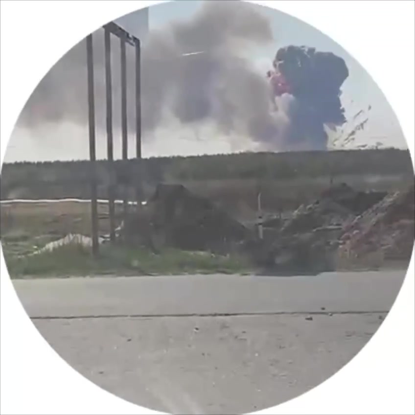 Evacuation announced in some districts of Vladimir region amid explosions at the military arsenal near Barsovo village 