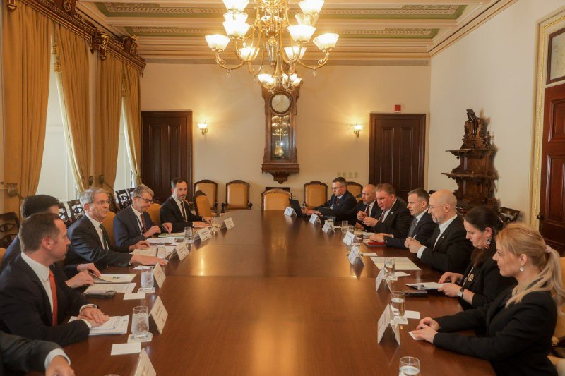 PM of Ukraine Shmyhal met with United States Secretary of the Treasury Scott Bessent in Washington 