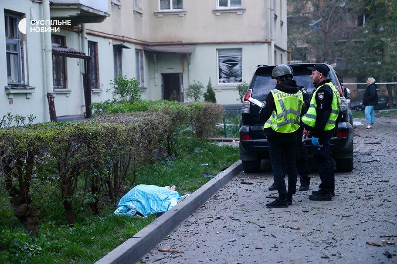 10 people killed, over 60 wounded as result of Russia missile and drone strikes in Kyiv