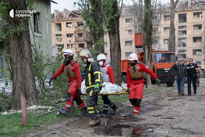 10 people killed, over 60 wounded as result of Russia missile and drone strikes in Kyiv