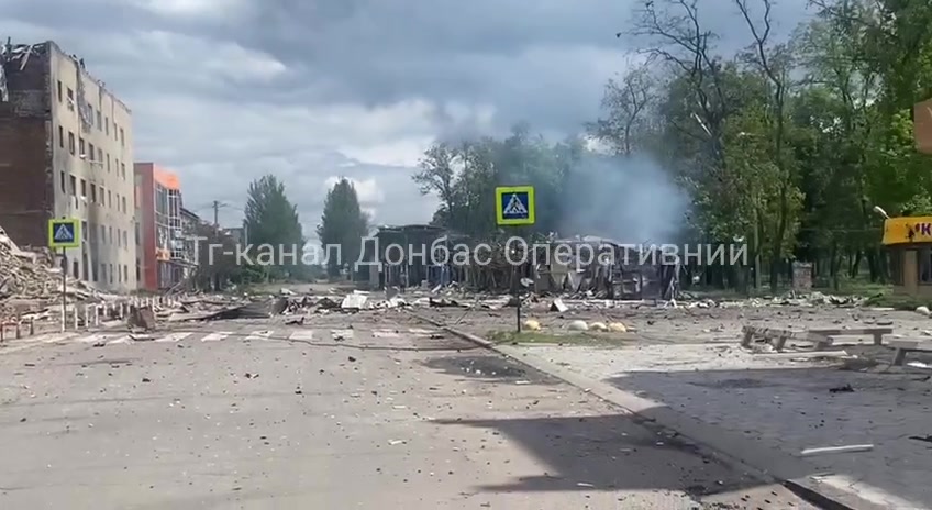 Destruction in Pokrovsk as result of bombardment today