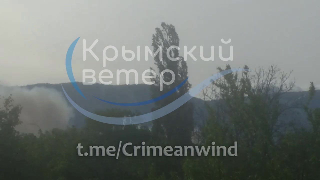 Ammunition depot is on fire in Perevalne in occupied Crimea. Detonations are audible in the district. Simferopol-Alushta highway has been closed 