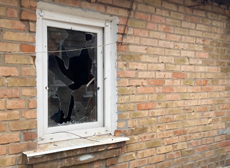 2 people wounded as result of FPV drone strikes in Mezhova district of Dnipropetrovsk region. Russian army also attacked Nikopol district with artillery and drones