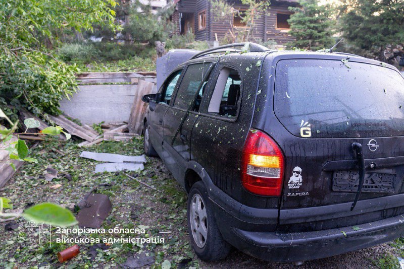 Tři lidé zraněni v důsledku útoků dronů v Záporoží přes noc