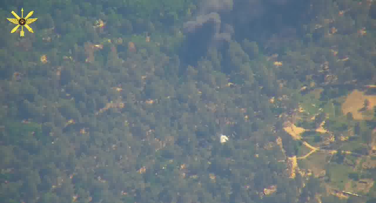 Video of Russian Iskander ballistic missile strike at the Ukrainian land forces training center earlier today