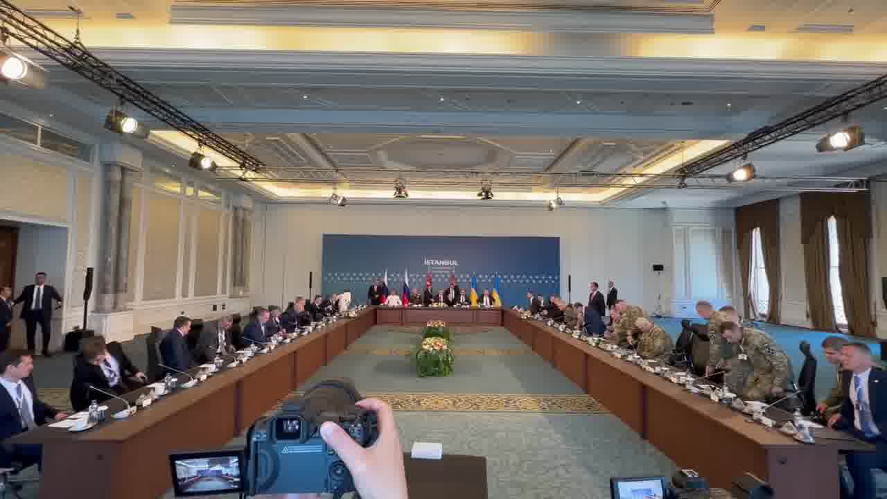 A meeting of delegations of Ukraine and Russia has begun in Istanbul in the presence of the Turkish side, - the Ukrainian Foreign Ministry reported