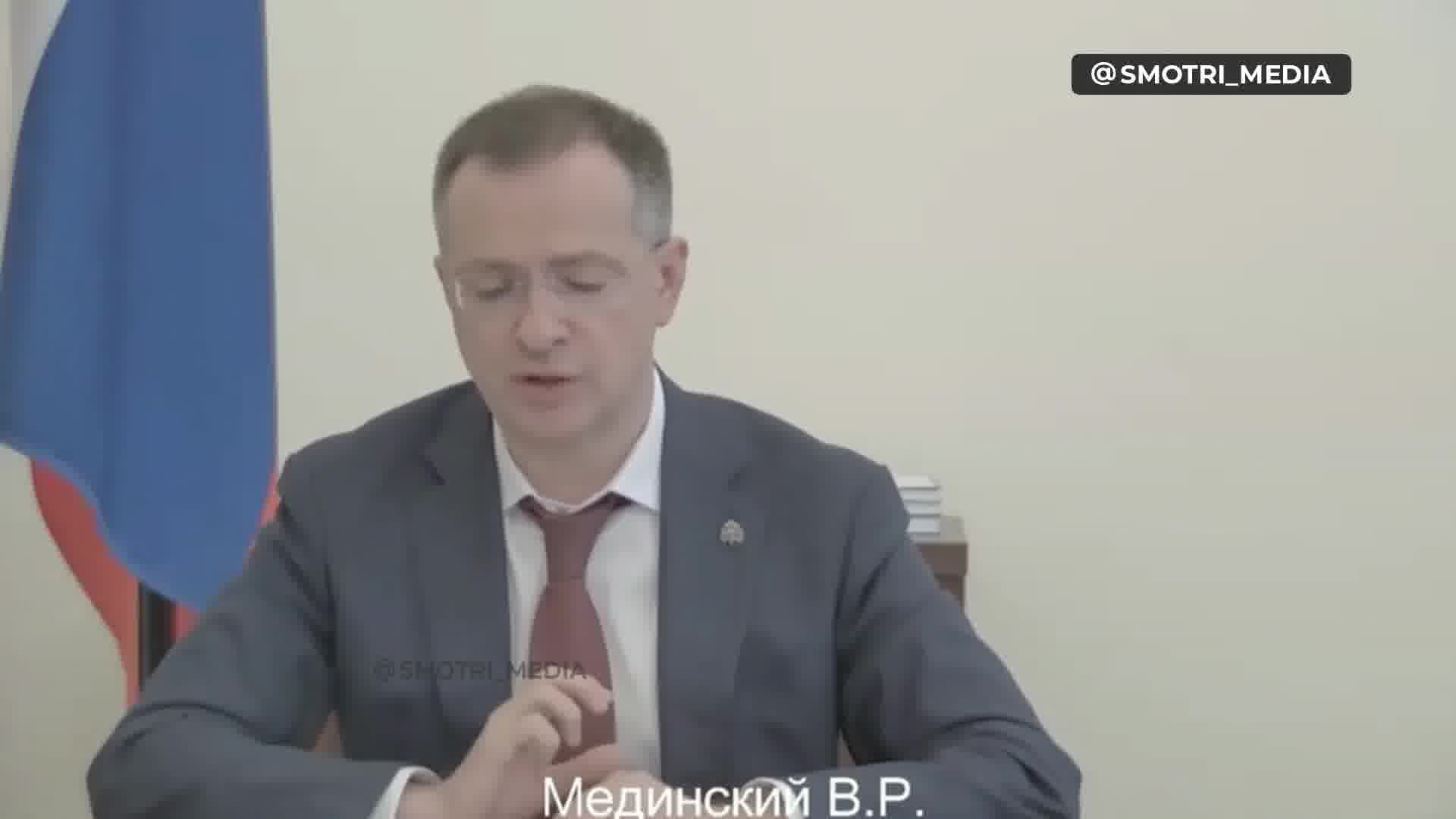 Բանակցությունների ընթացքում Ուկրաինան հաստատեց իր դիրքորոշումները, որոնք ամփոփվում են երկու կետի՝ հրադադար, ինչպես նաև պետությունների ղեկավարների հանդիպում,- Վլադիմիր Մեդինսկին զեկուցել է Պուտինին։