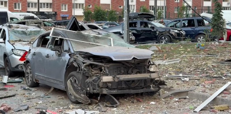 4 people wounded, destruction and damage in 7 districts of Kyiv as result of massive attack with drones overnight 