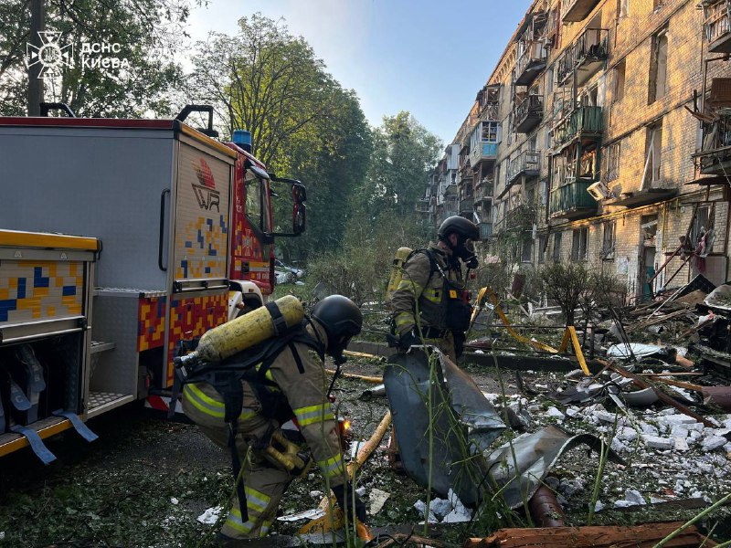 President Zelensky: More than 440 drones and 32 missiles. One of the most terrible strikes on Kyiv. Odesa, Zaporizhia, Chernihiv, Zhytomyr, Kirovohrad, Mykolaiv and Kyiv regions were also attacked during the night. in Kyiv 75 people are known to have been injured and 15 people killed