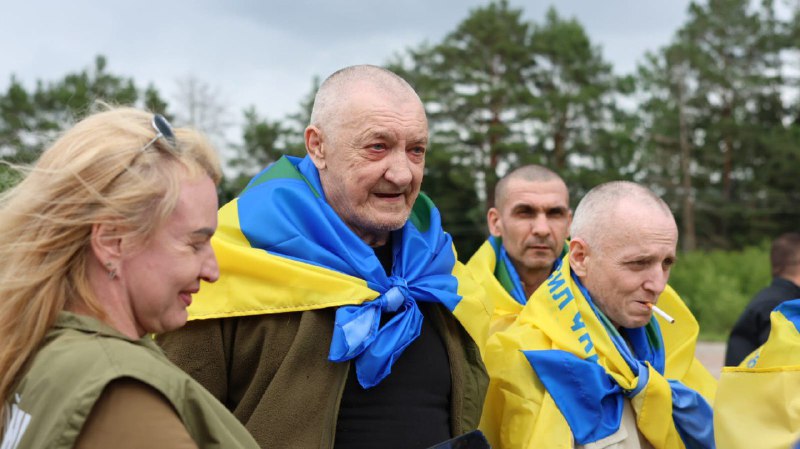 New group of Ukrainian POWs were released from captivity as part of Istanbul agreement 