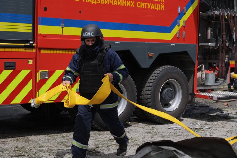 Death toll of Russian missile strike in Dnipro city increased to 8 killed, 84 wounded. Also 2 killed, 11 wounded in Samar city 