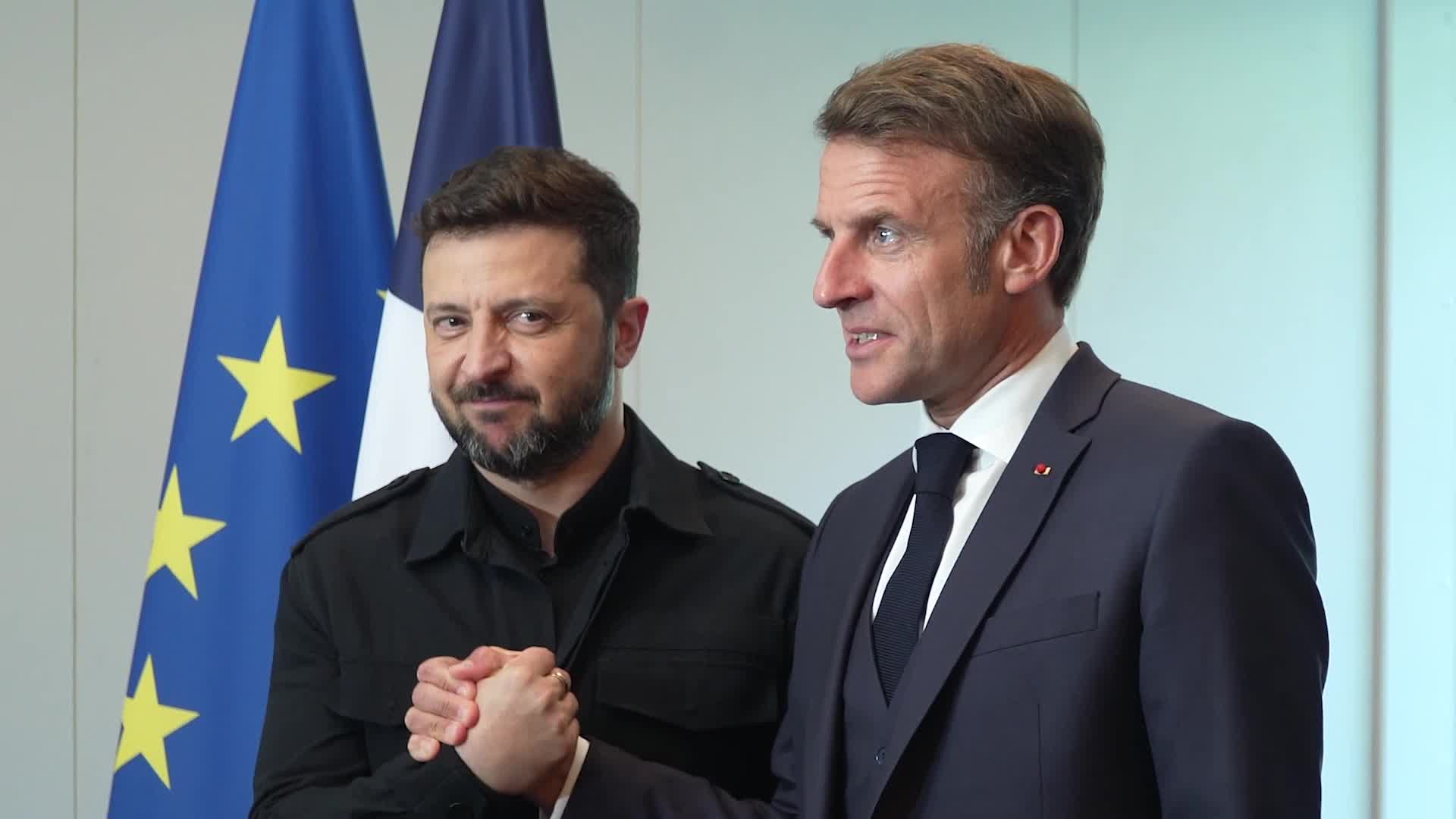 President of Ukraine Zelensky met with President of France Macron 
