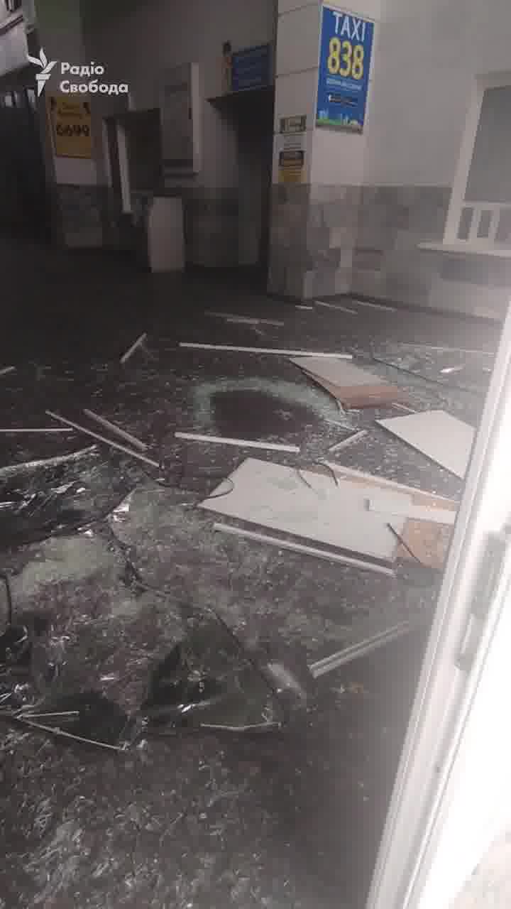 Railway station was damaged in Poltava as result of Russian attack