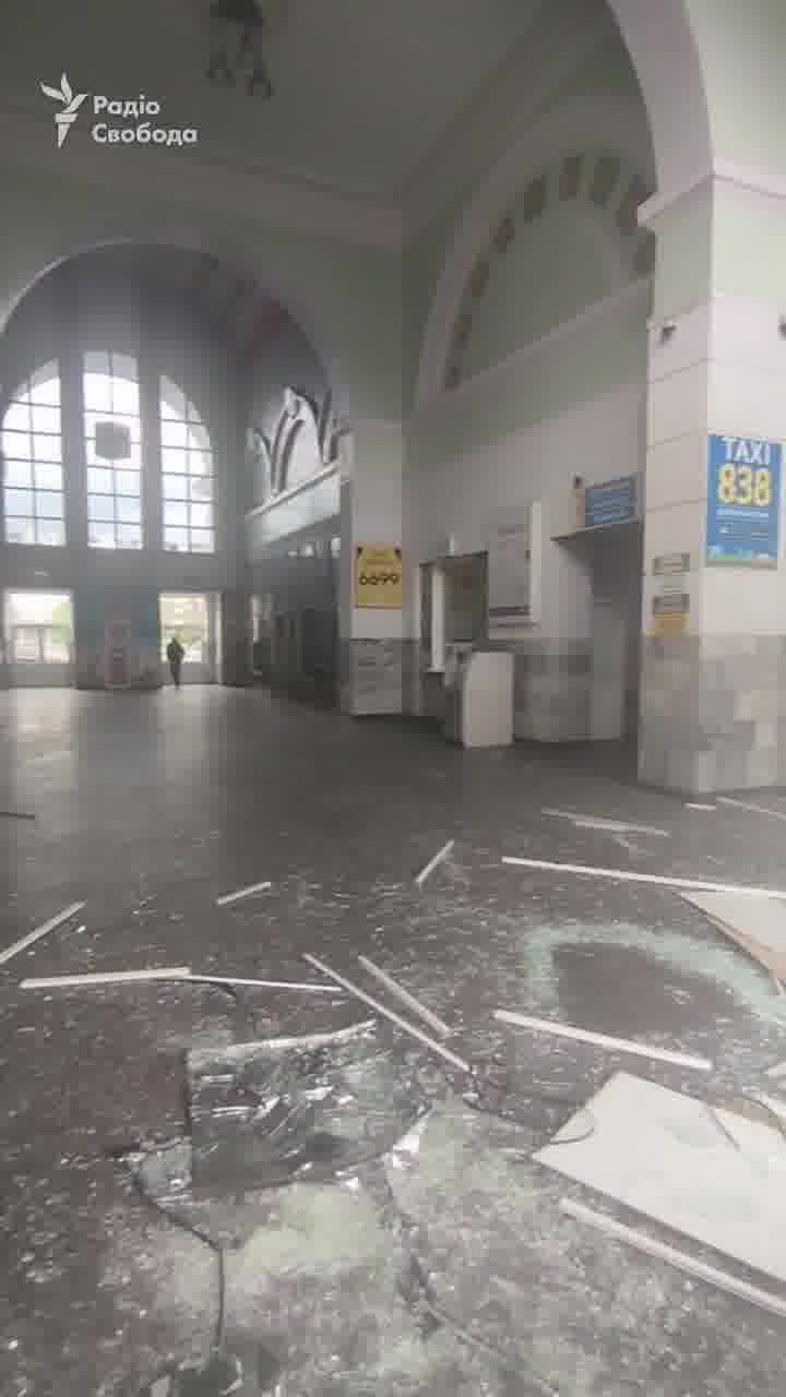 Railway station was damaged in Poltava as result of Russian attack