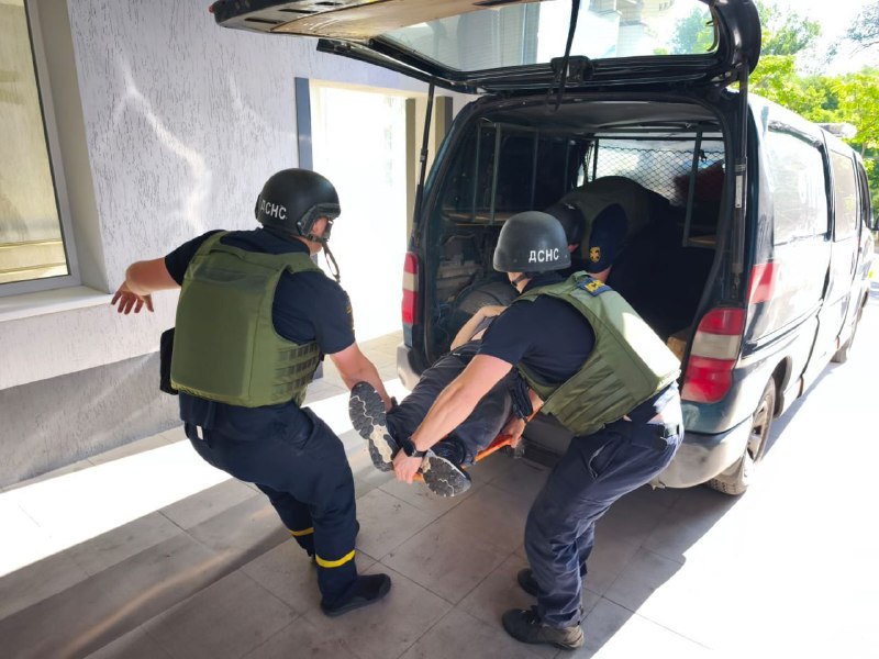 4 people wounded as result of FPV drone strike in Nikopol 