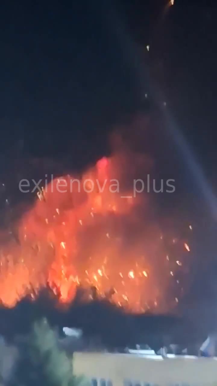 Explosions were reported at suspected ammunition depot in Khartsyzk at the occupied part of Donetsk region 