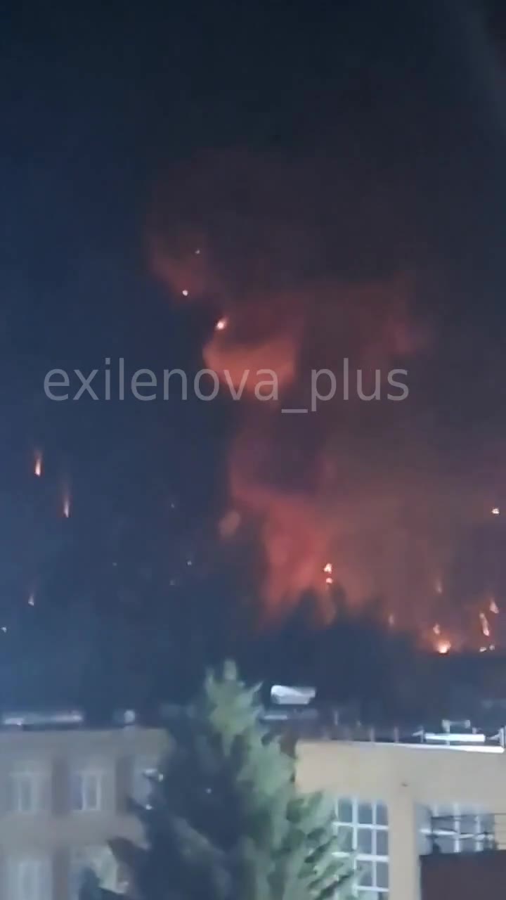 Explosions were reported at suspected ammunition depot in Khartsyzk at the occupied part of Donetsk region 