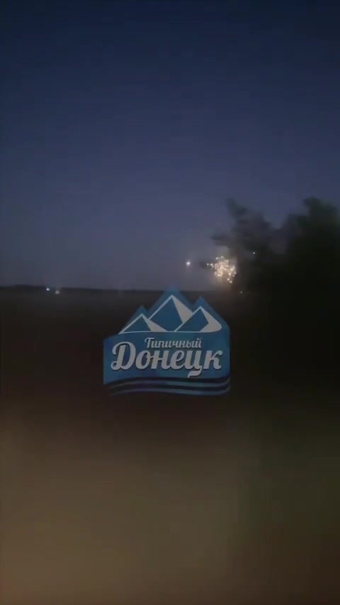 Explosions were reported in Donetsk and Makiivka