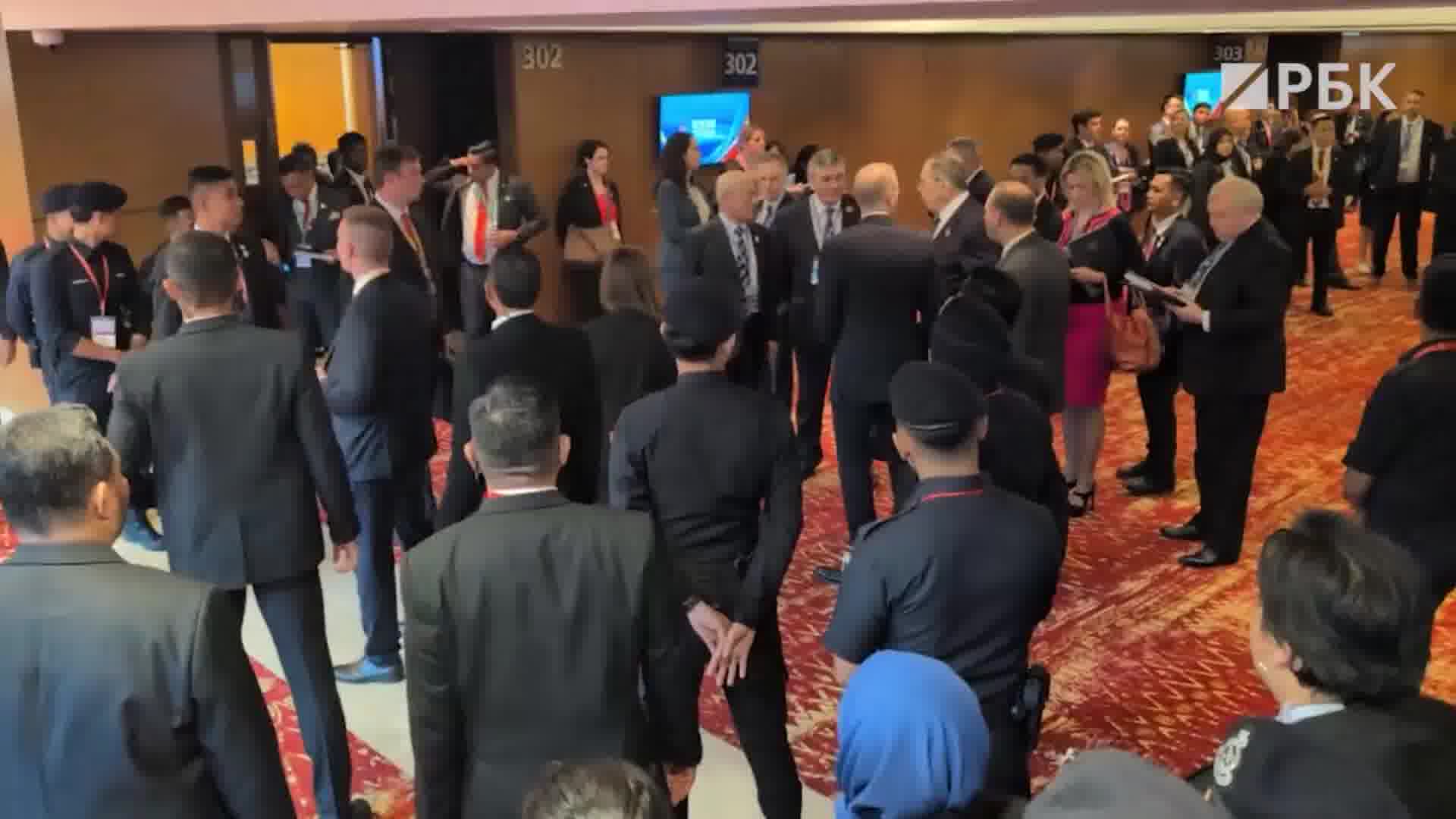 Lavrov and Rubio concluded the meeting, which lasted 50 minutes, reports an RBC correspondent.