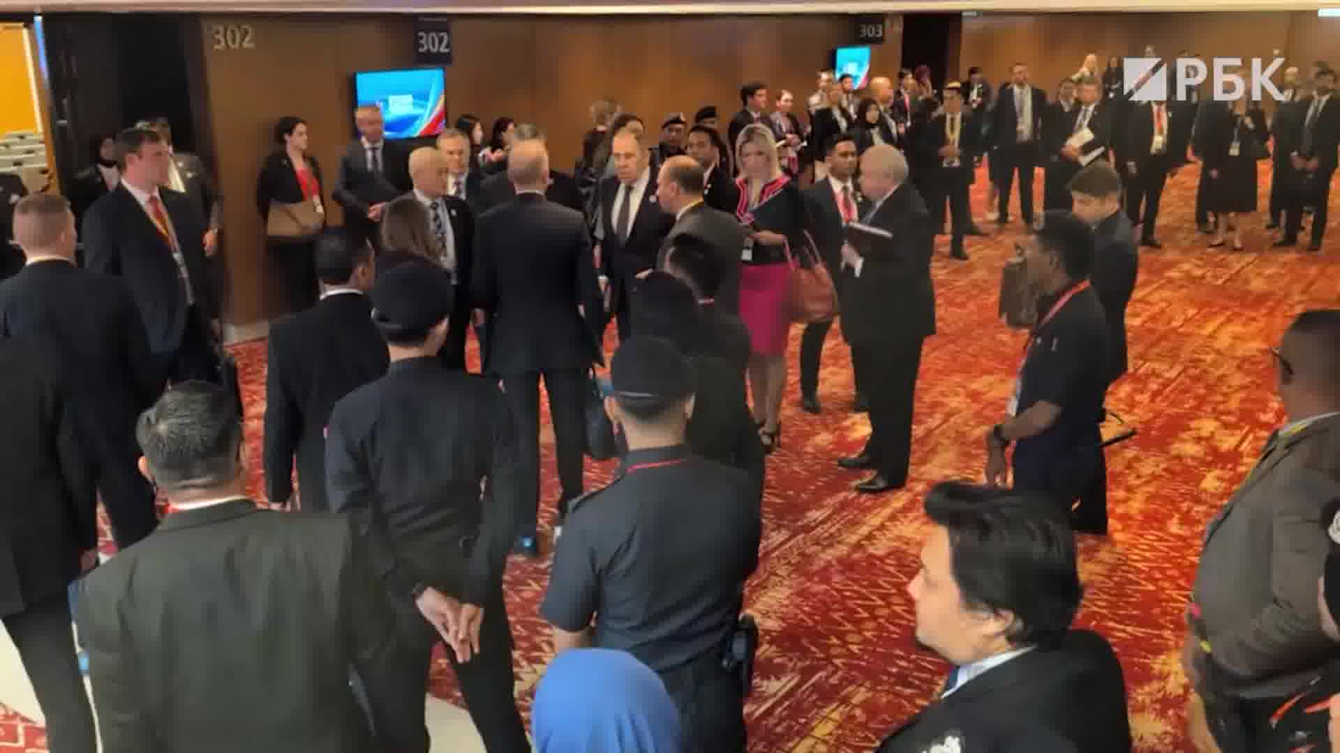 Lavrov and Rubio concluded the meeting, which lasted 50 minutes, reports an RBC correspondent.