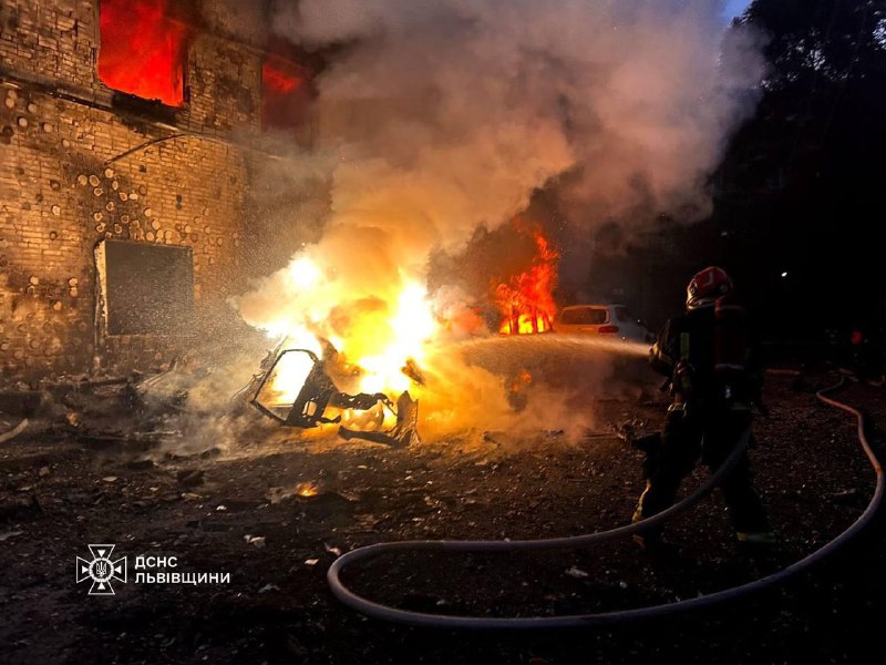 2 person killed, 14 wounded as result of Russian attack in Chernivtsi 