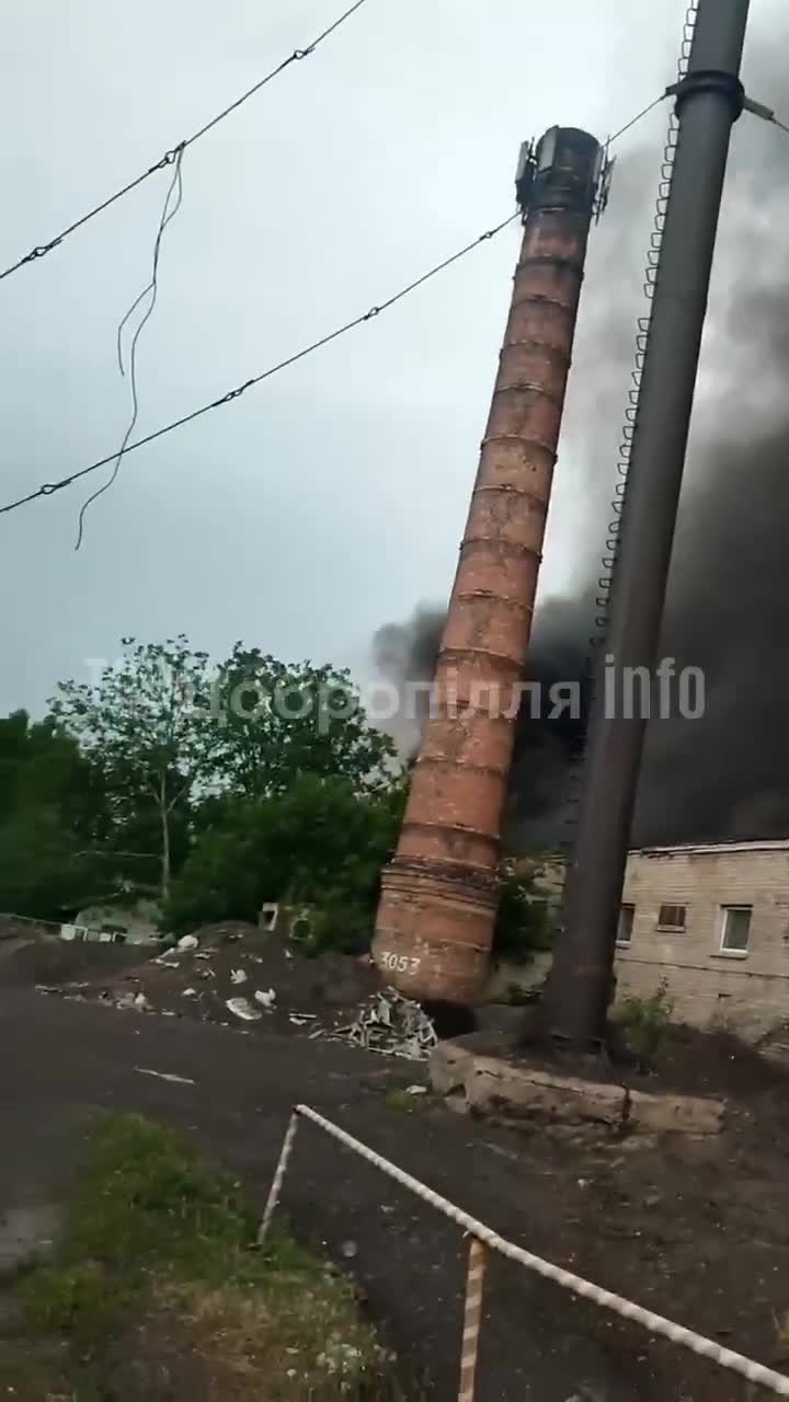Fires in Bilytske of Donetsk region as result of shelling today 