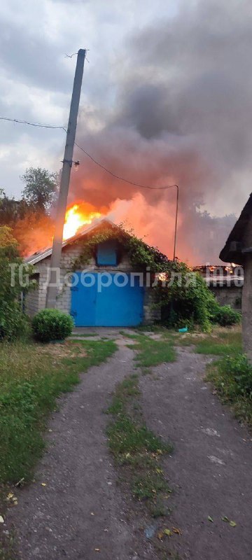 Fires in Bilytske of Donetsk region as result of shelling today 