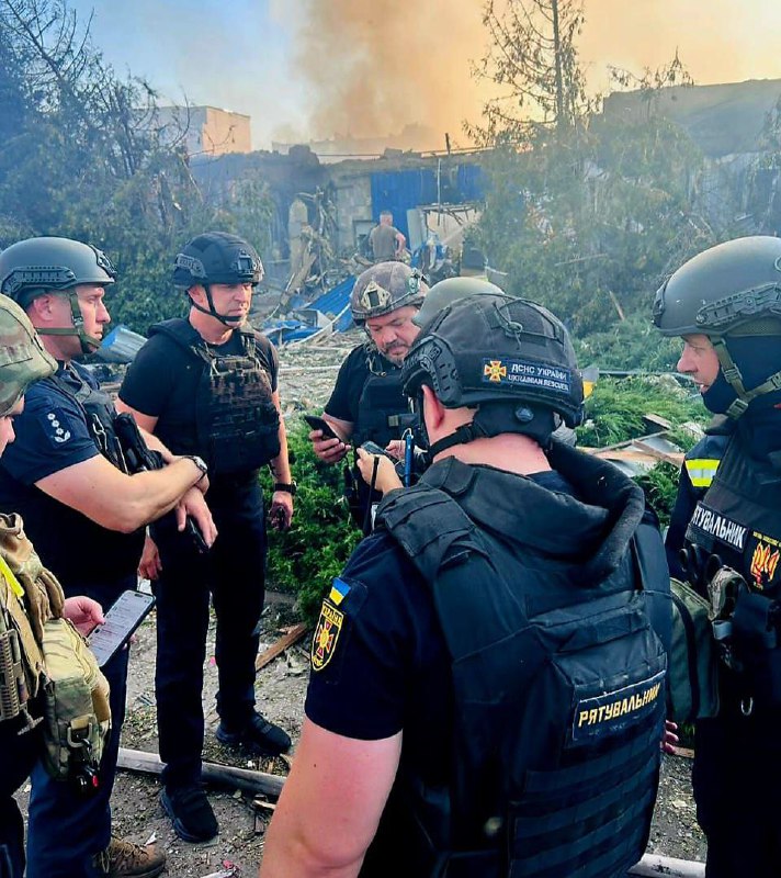 2 people killed, 17 wounded as result of Russian airstrike with FAB-500 UMPK glide bomb in Dobropillia, Donetsk region