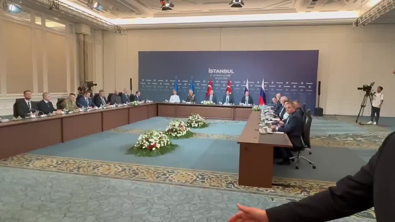 Ukraine-Russia talks ongoing in Istanbul 