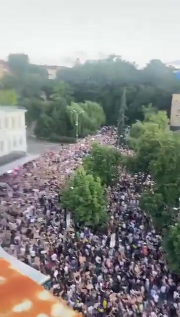 Several thousands protesters at the rally in Kyiv