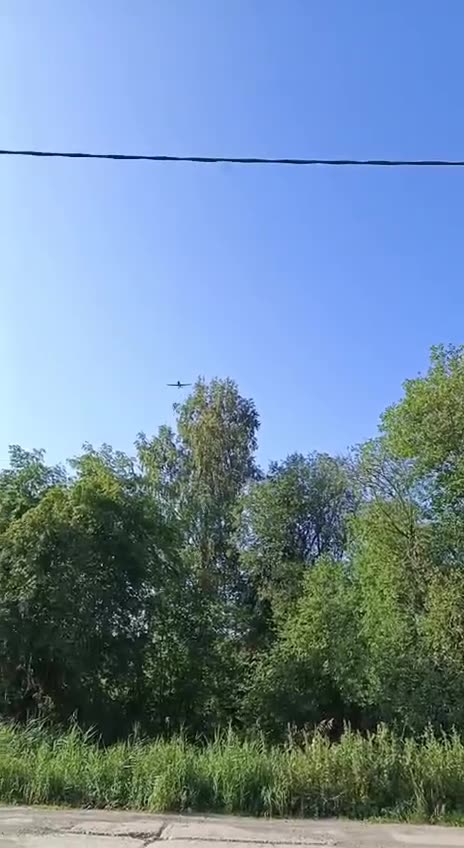 Drones reportedly flying over Leningrad region, Pulkovo airport has suspended operations