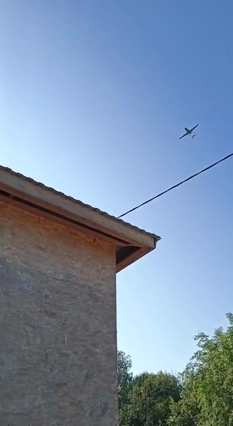 Drones reportedly flying over Leningrad region, Pulkovo airport has suspended operations