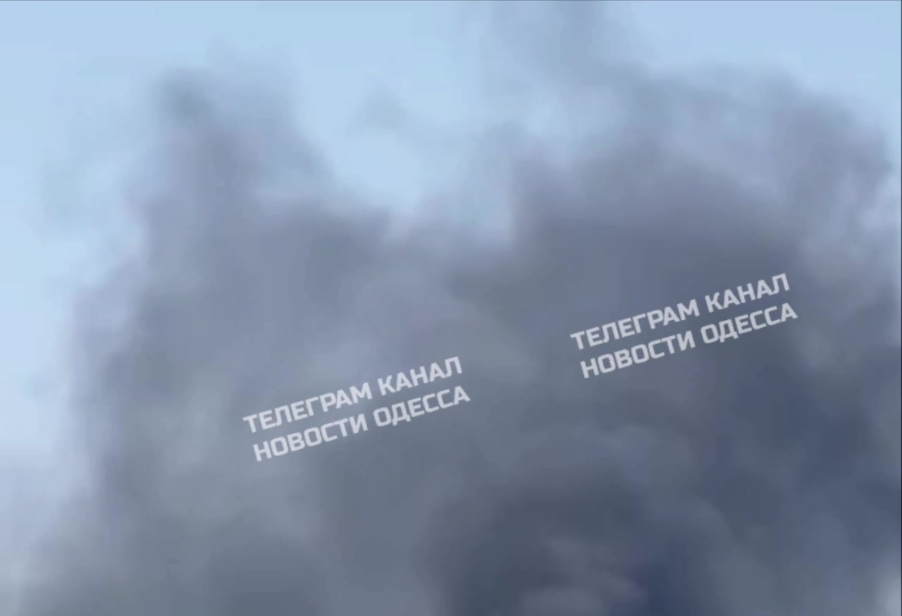 Explosions were reported in Odesa and Odesa district, - Shahed-type drones raid