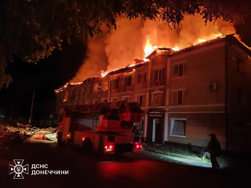 Једна особа повређена у руском нападу на стамбену кућу у Краматорску током ноћи