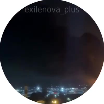 I droni hanno attaccato il deposito di petrolio ad Adler, provocando un enorme incendio