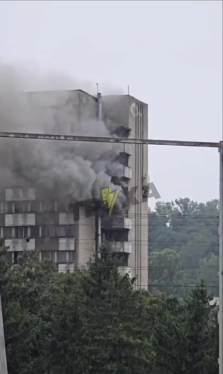 Big fire reported at the hotel in Lviv