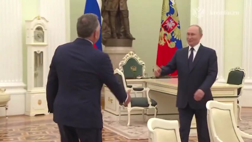 Putin empfing den Sondergesandten des US-Präsidenten Steven Witkoff im Kreml