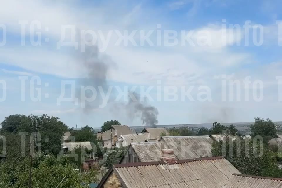 Brand i Druzhkivka efter ett flyganfall