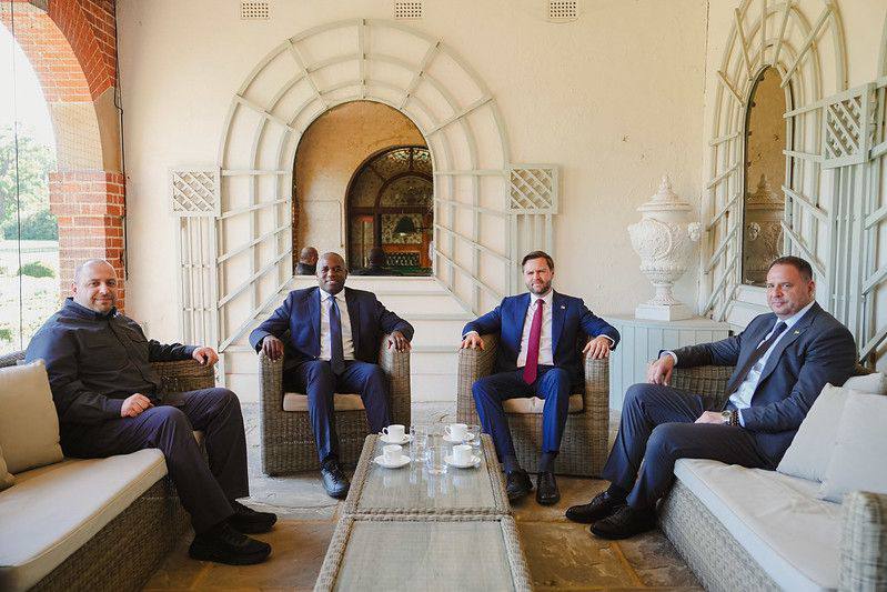 Head of the Office of the President of Ukraine Andriy Yermak: Together with Rustem Umerov, we held important meetings with European security advisors, the British Foreign Secretary, and the US Vice President