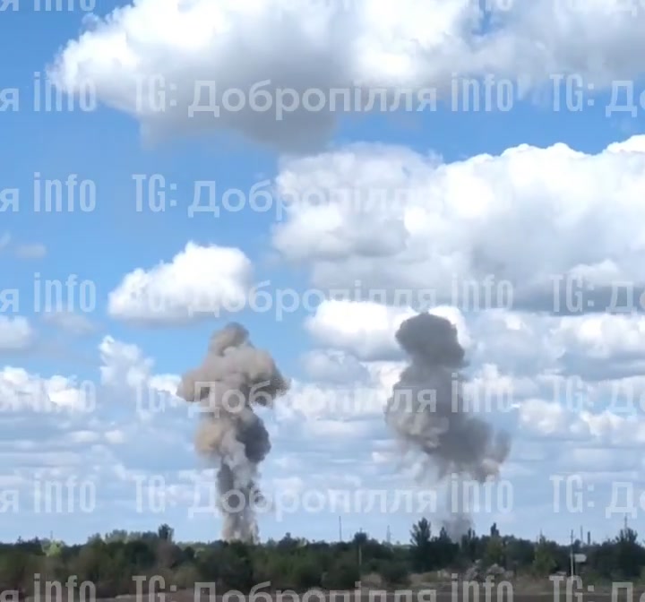 Airstrikes near Dobropillia