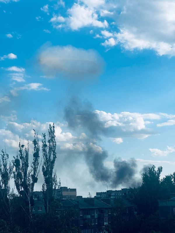 Airstrike reported in Sloviansk