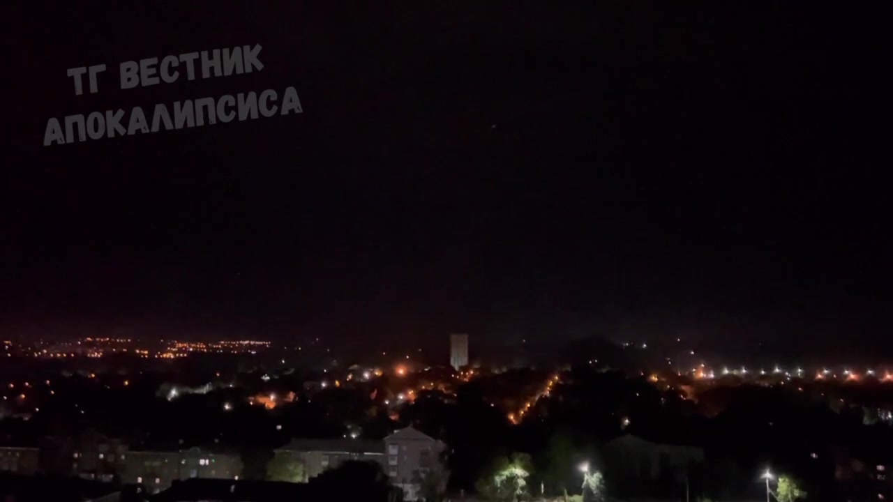 كان الدفاع الجوي نشطًا في دونيتسك