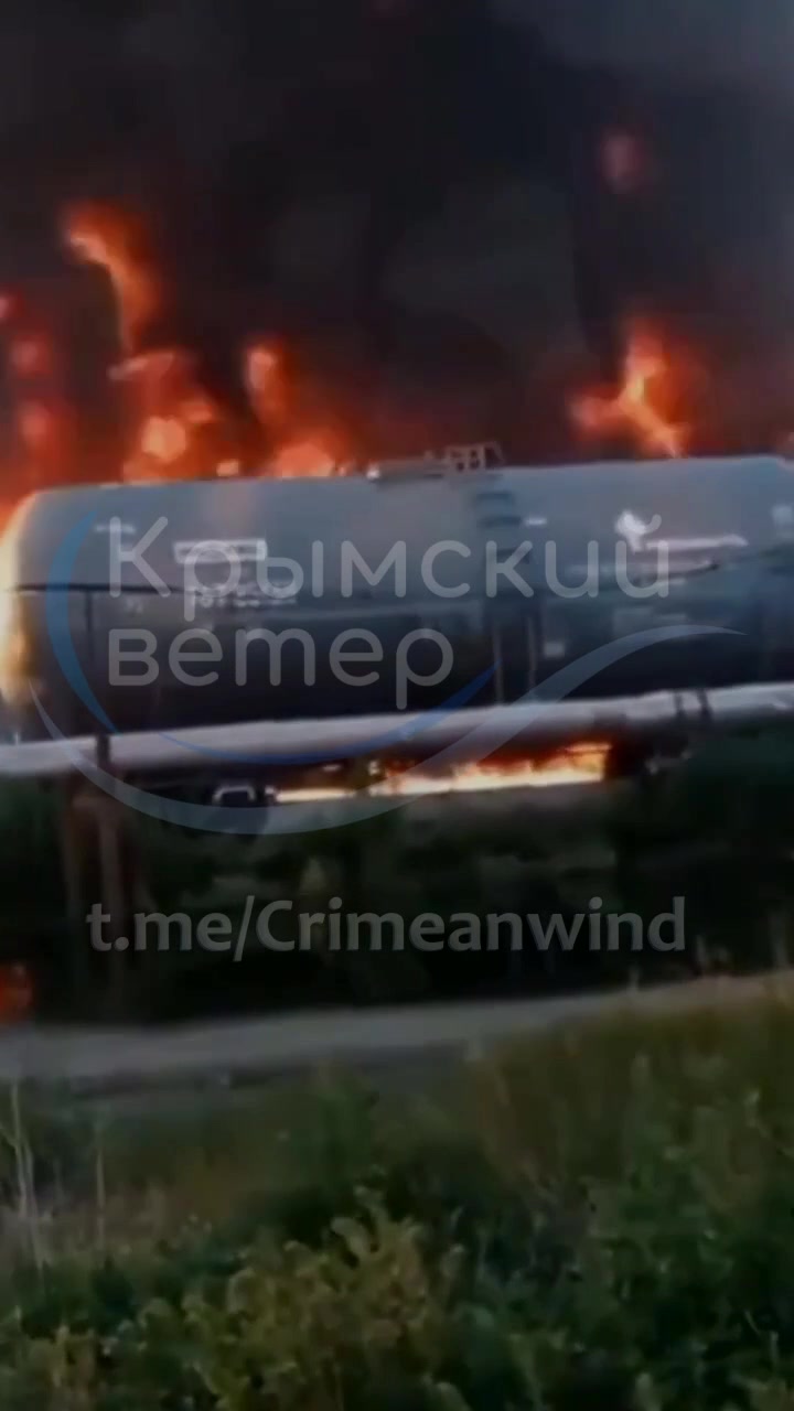 Ukrainian Special operation forces have destroyed an echelon with fuel in occupied Dzhankoi