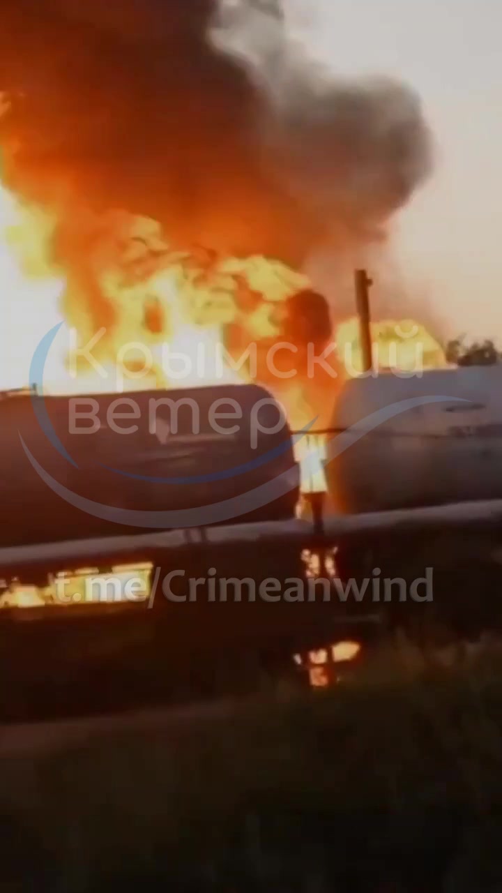 Ukrainian Special operation forces have destroyed an echelon with fuel in occupied Dzhankoi