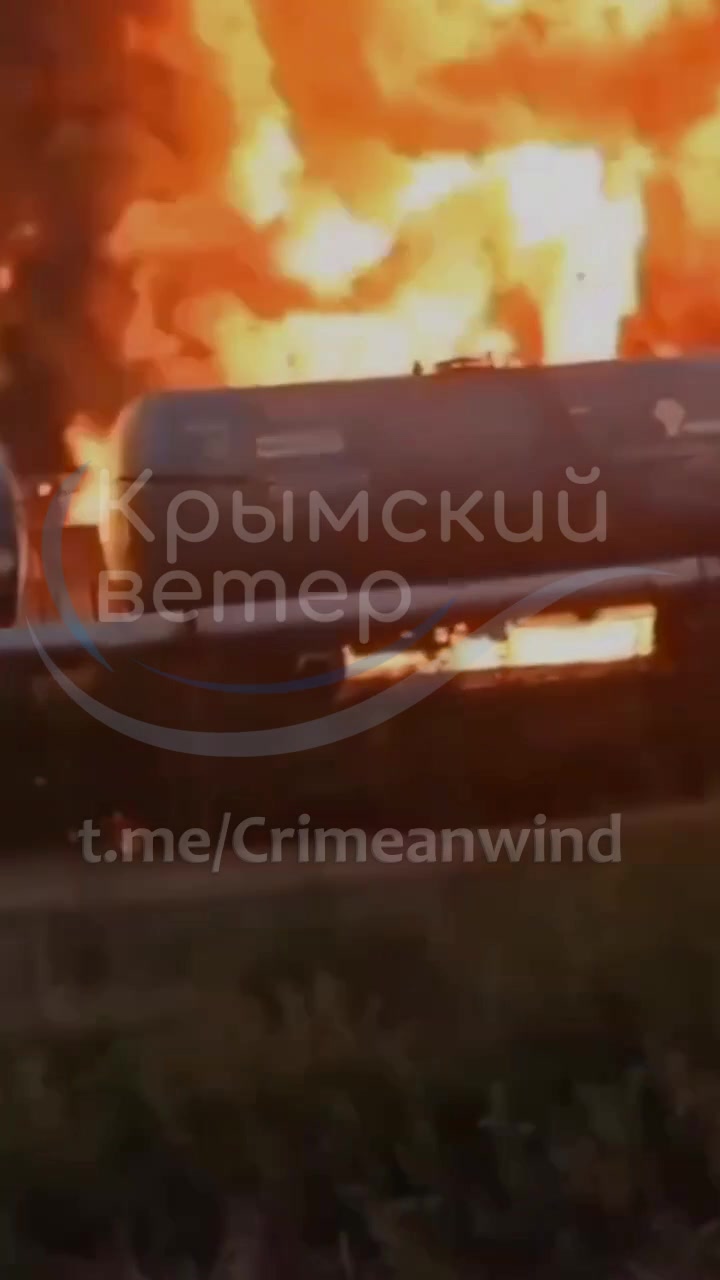 Ukrainian Special operation forces have destroyed an echelon with fuel in occupied Dzhankoi