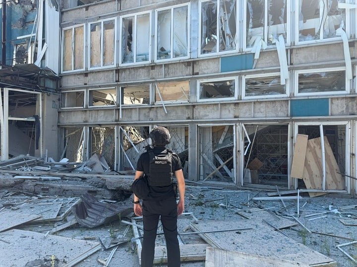 Russian aviation had dropped 11 bombs at Kostiantynivka. 1 person wounded