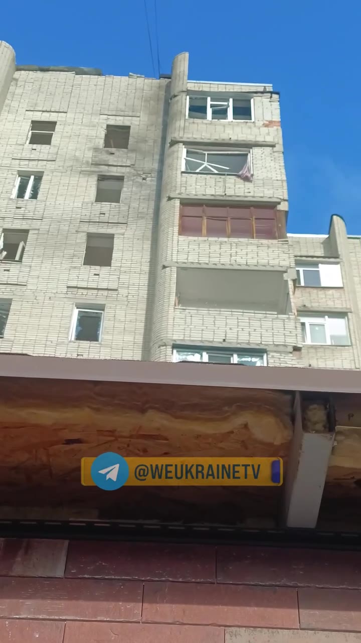 2 person wounded as result of Molniya drone strike in Sumy this morning