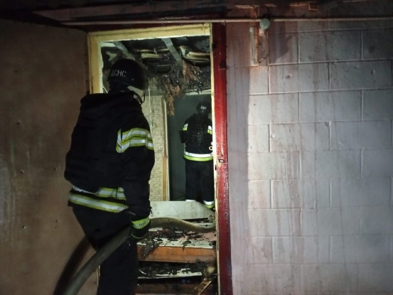 Deux personnes blessées suite à un raid de drones dans la ville de Dnipro